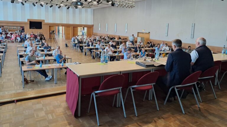 Anfrage: Besetzung des Kreistagspräsidiums